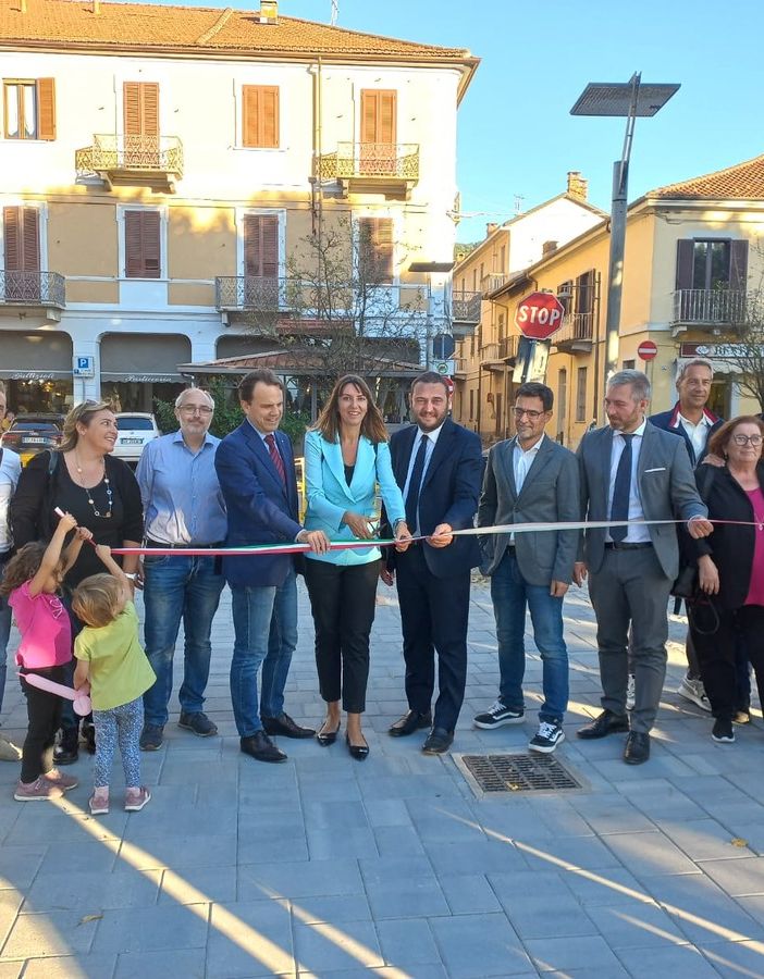 San Mauro, inaugurata la nuova piazza Europa