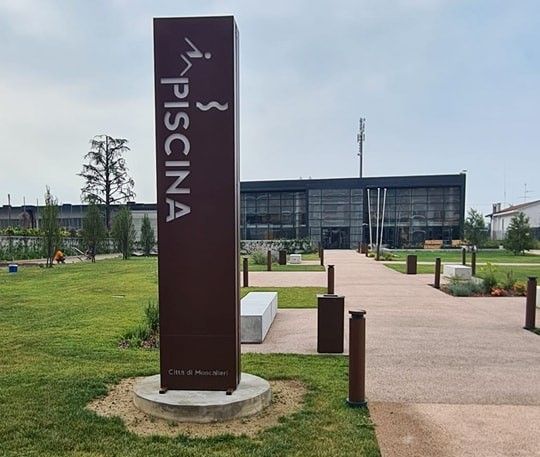 Moncalieri, la storia infinita della nuova piscina: apertura slittata a metà aprile
