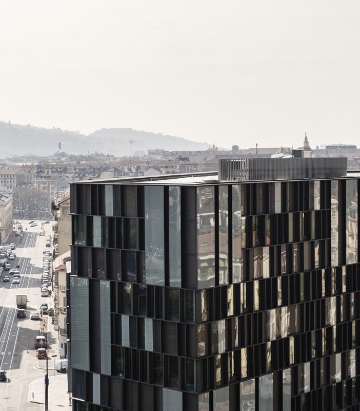 La Nuvola Lavazza, una degli edifici simbolo della Circoscrizione 7