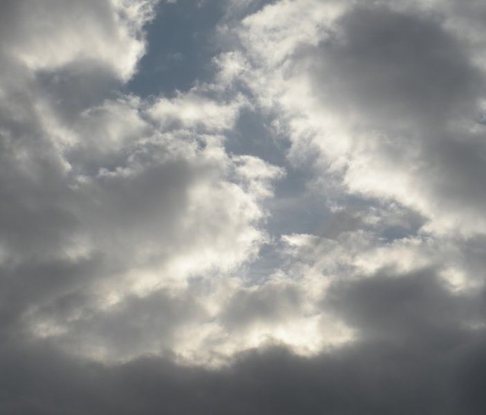 Meteo, graduale miglioramento nel weekend. Ma per il sole si dovrà aspettare