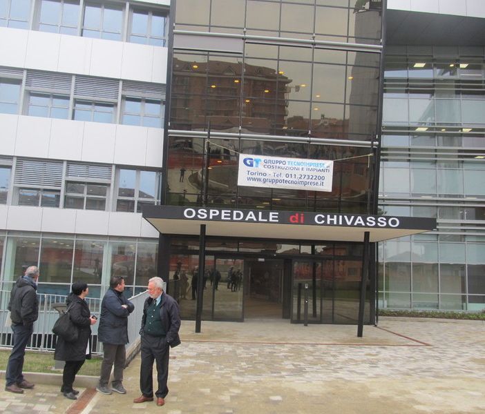Chivasso: il prof lo rimprovera, lui gli dà un pugno. Pentenero: &quot;La scuola dia subito una punizione esemplare&quot;
