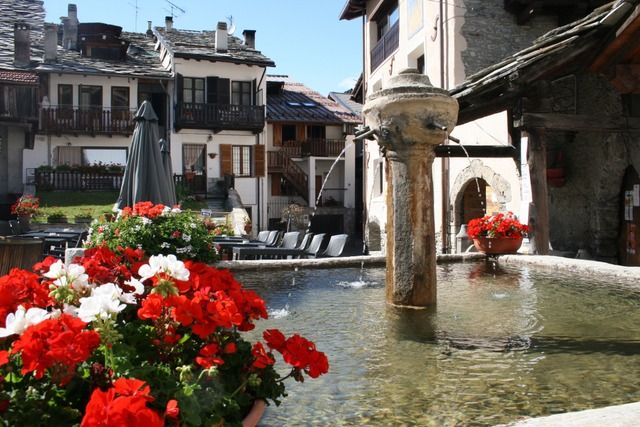 Cadaveri trovati a Oulx, in procura il padre di una 19enne scomparsa: &quot;Potrebbe essere mia figlia&quot;