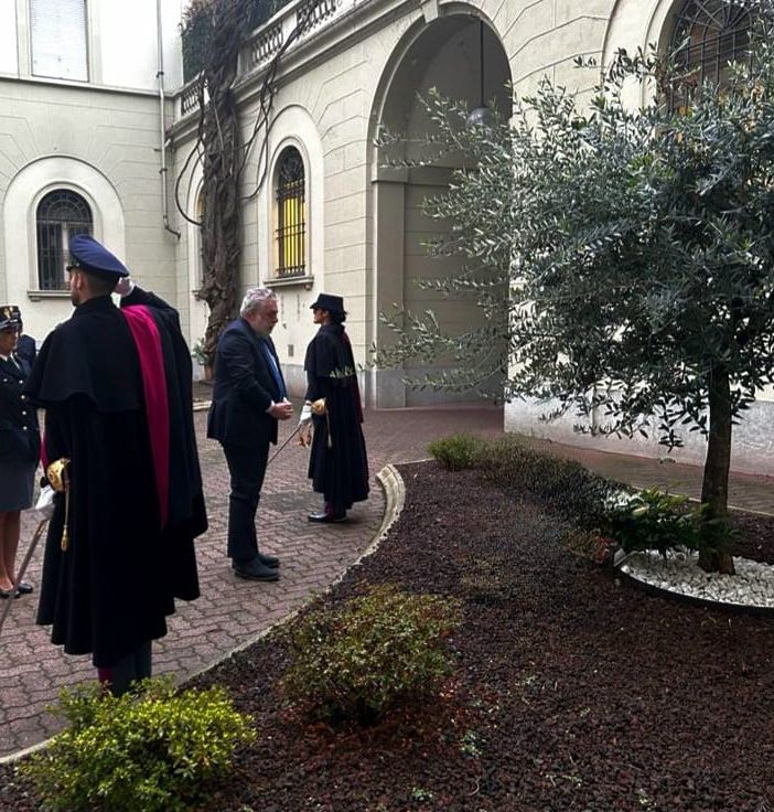 omaggio alla targa in memoria