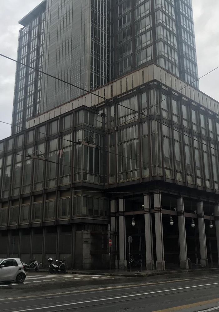 Dopo lo stop per il Covid, torna in vendita il grattacielo Rai di Torino