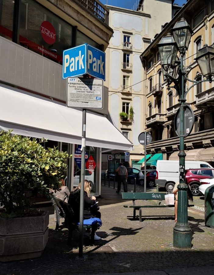 A Torino due panchine arcobaleno, il Pride scrive a Cirio: &quot;No a passi indietro nella lotta all'omo-transfobia&quot;