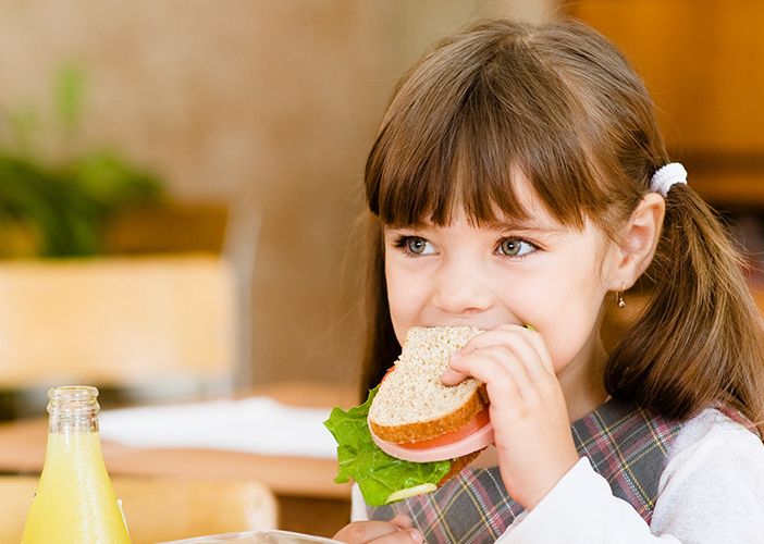 Mense scolastiche di Torino, il 20 febbraio in Cassazione il ricorso sul panino da casa