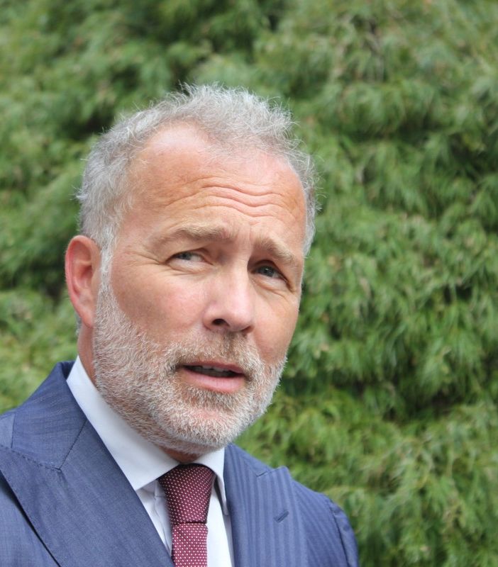 Paolo Damilano, candidato sindaco del centrodestra prende le distanze da Massimo Robella