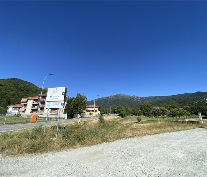 Parcheggi sterrati per automobili