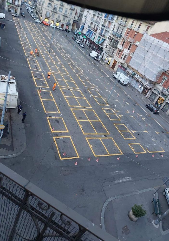 Borgo Vittoria torna alla “normalità”: ridisegnati i posti del mercato