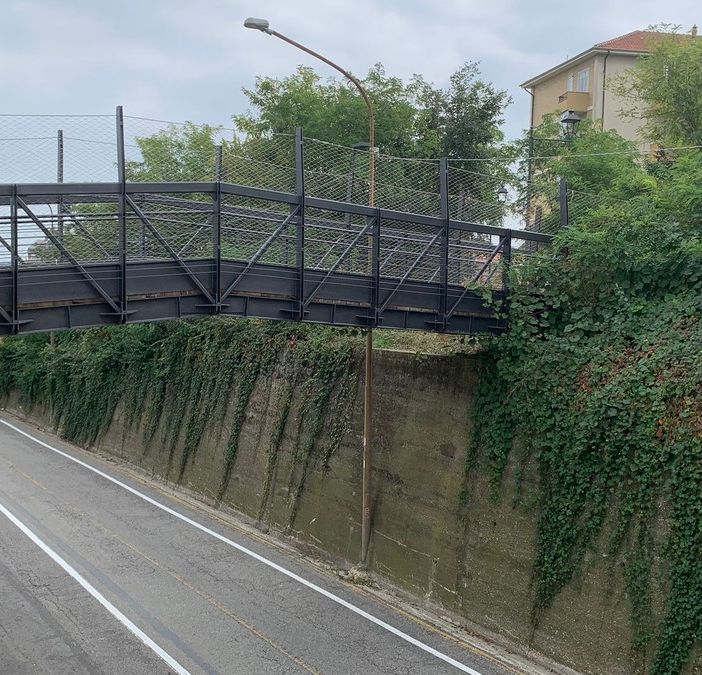 Chieri inaugura la passerella ciclopedonale del Bastione della Mina