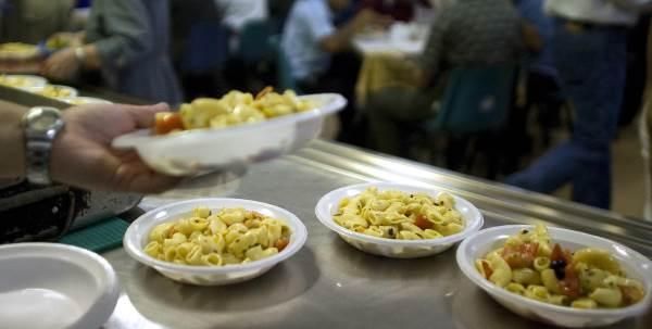 A Moncalieri il 'pasto sospeso' raddoppia, grazie alla solidarietà dei dipendenti Italdesign