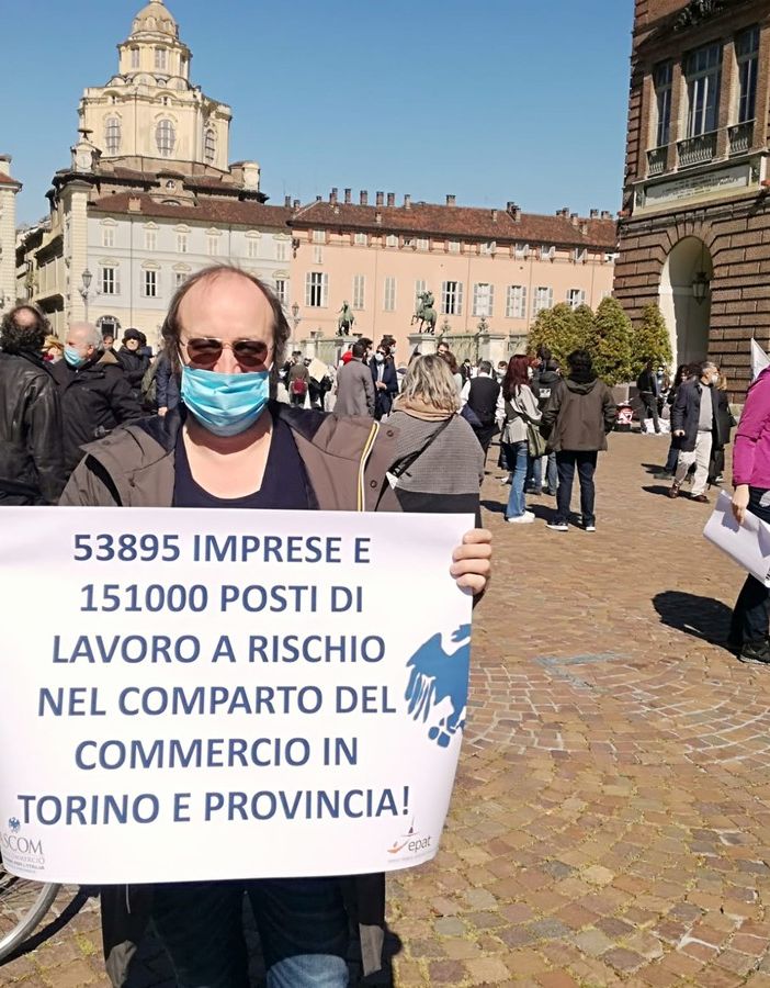 Maria luisa Coppa e Ascom in piazza