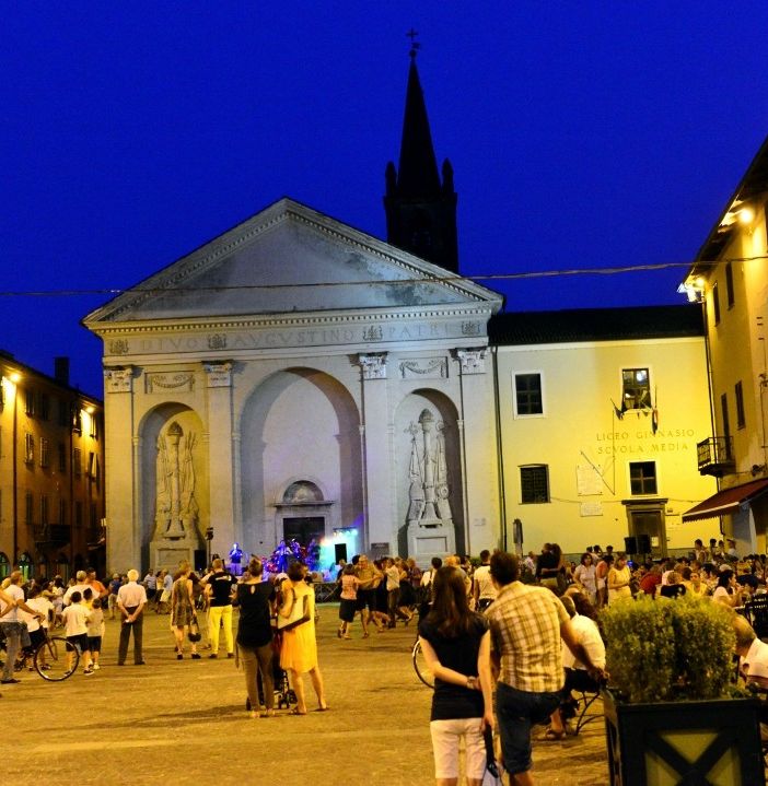 Peperò 2018, bollicine &amp; occasioni a Carmagnola