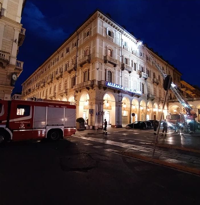 I crolli in piazza Statuto avvenuti ieri e due giorni fa