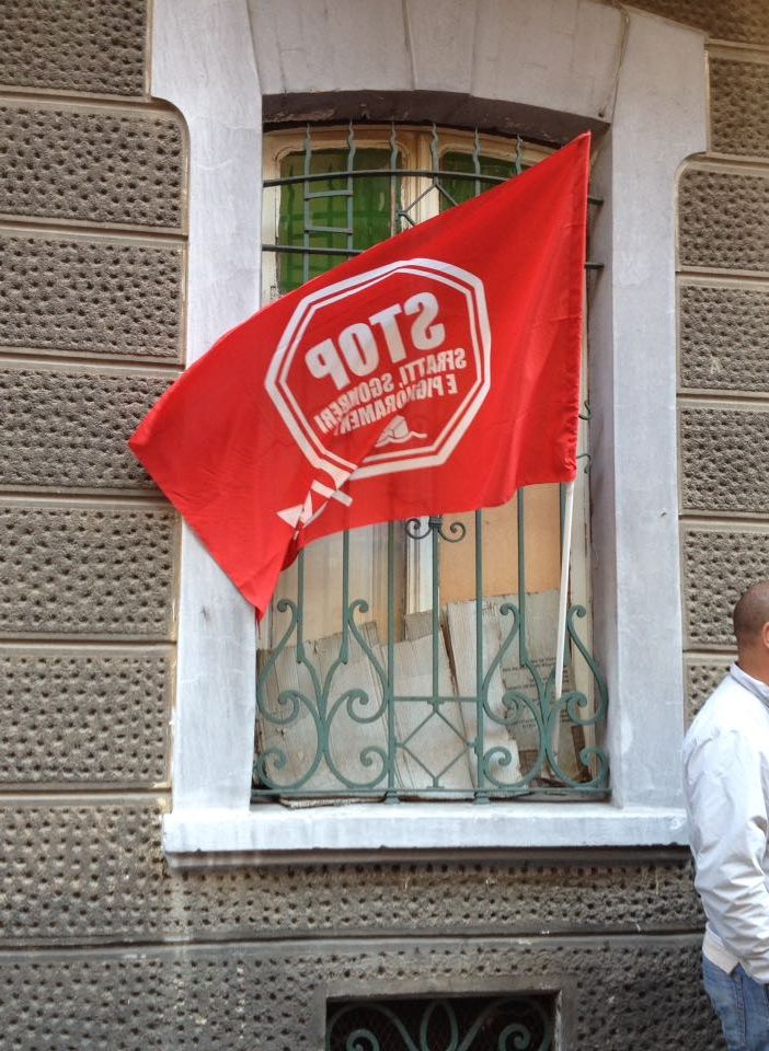 Torino: picchetto antisfratto in via Chatillon, si cerca una soluzione