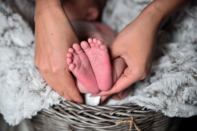 L'Asl Città di Torino lancia una ricerca doni per le neo mamme in isolamento