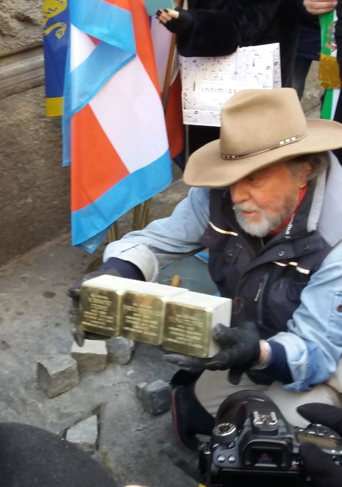 Pietre d'inciampo, messaggio di Segre per Torino: &quot;Memoria antidoto contro le barbarie&quot; (FOTO)