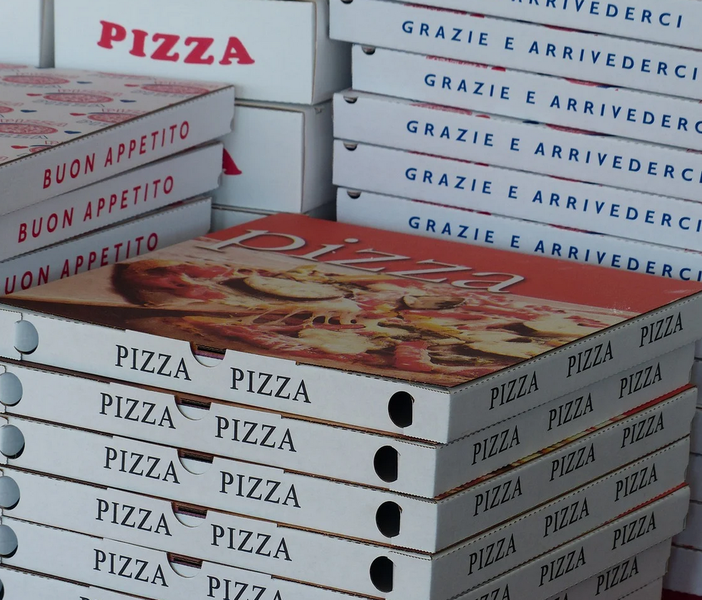 L'ennesima sfida alla tradizione culinaria napoletana: la pizza in busta
