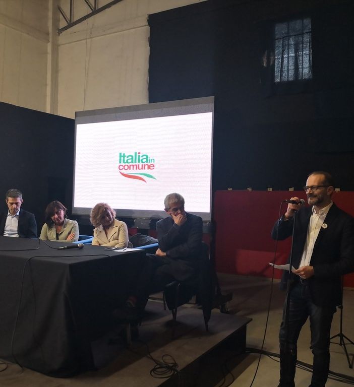 A Torino Pizzarotti a sostegno di Chiamparino, dall'Asti-Cuneo al sì Tav
