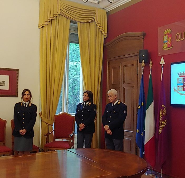 Nasconde 123 ovuli di droga in una calza: arrestato un pusher