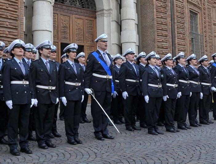 Nuove uniformi e segni distintivi per la Polizia locale in Piemonte