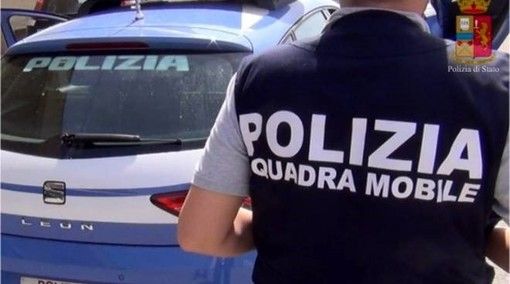 Truffe dello specchietto nel pavese, blitz della squadra mobile arrestato un 46enne a Torino