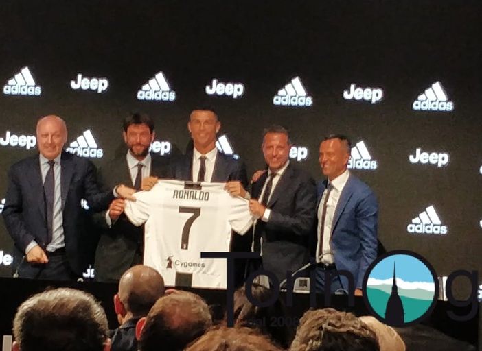 Una immagine della conferenza stampa di Ronaldo ieri all'Allianz Stadium