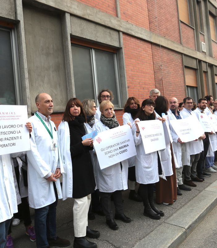 L'Ordine dei medici incontra i sanitari del Gradenigo: &quot;Ci facciamo carico della loro protesta&quot;