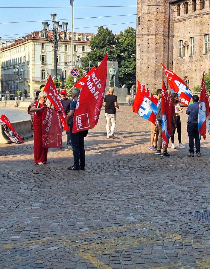 manifestazione sindacale in piazza
