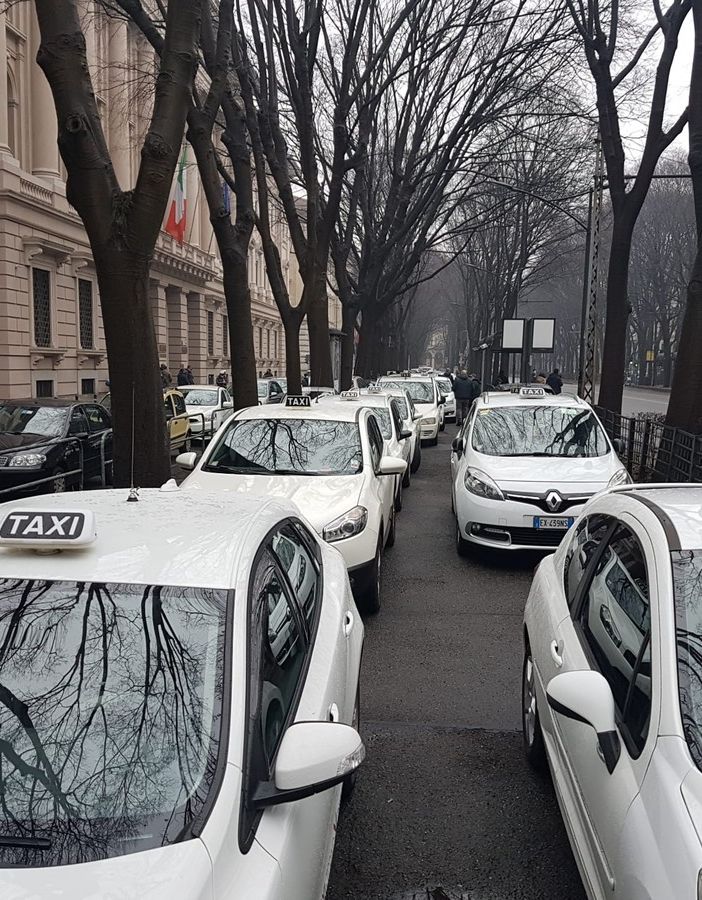 presidio taxisti Usb