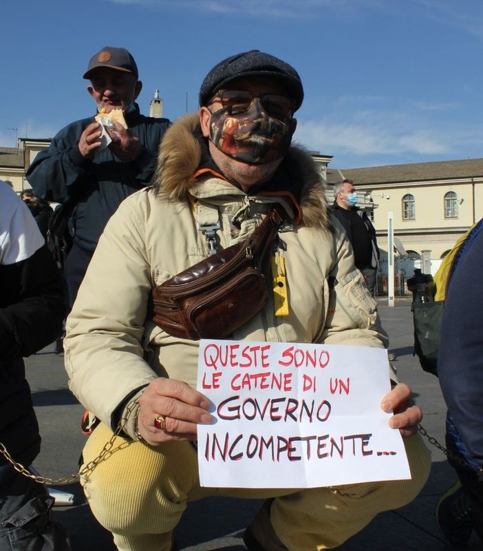 “Se va avanti così duriamo una settimana, è un dramma”