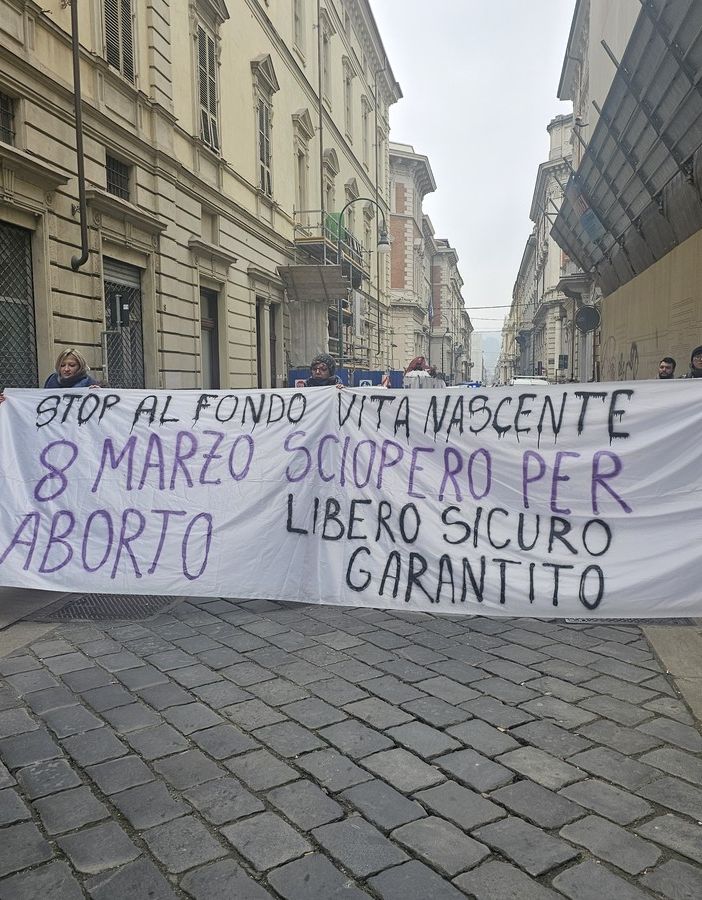 Nel 2025 un milione di euro agli antiabortisti, a Torino nuove proteste contro &quot;Vita Nascente&quot;