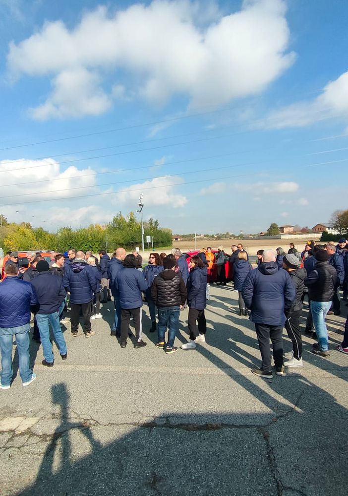 manifestazione lavoratori lear