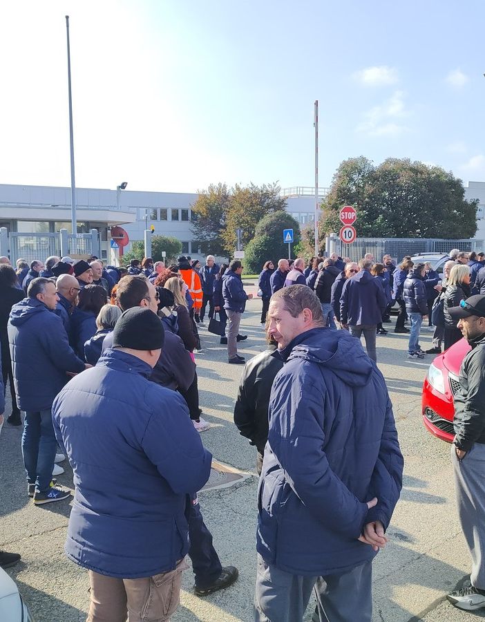 protesta lavoratori Lear di Grugliasco