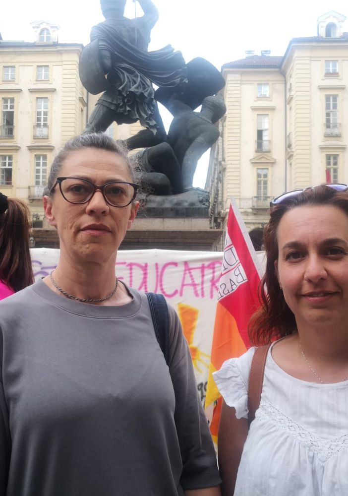 protesta maestre ed educatrici