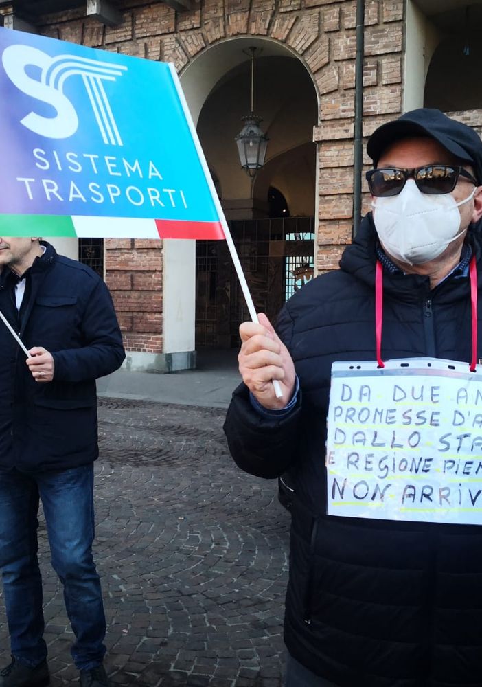 Voucher turistico per gli Ncc piemontesi, ma la Regione frena: &quot;Al momento non possiamo sostenere la spesa&quot;