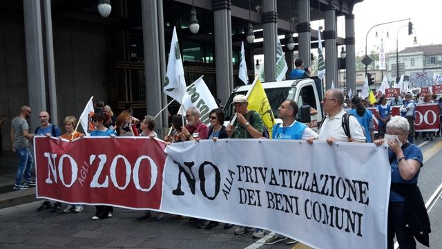 La libertà degli animali non ha prezzo: Torino dice no agli zoo