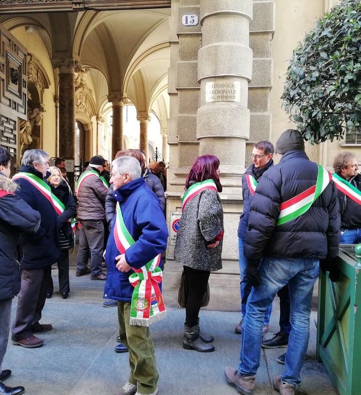 Nuova legge sui rifiuti, scontro tra Regione e sindaci delle vallate torinesi