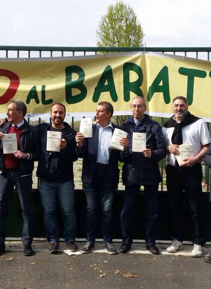 Torino, proteste contro il “suk” a Vanchiglietta