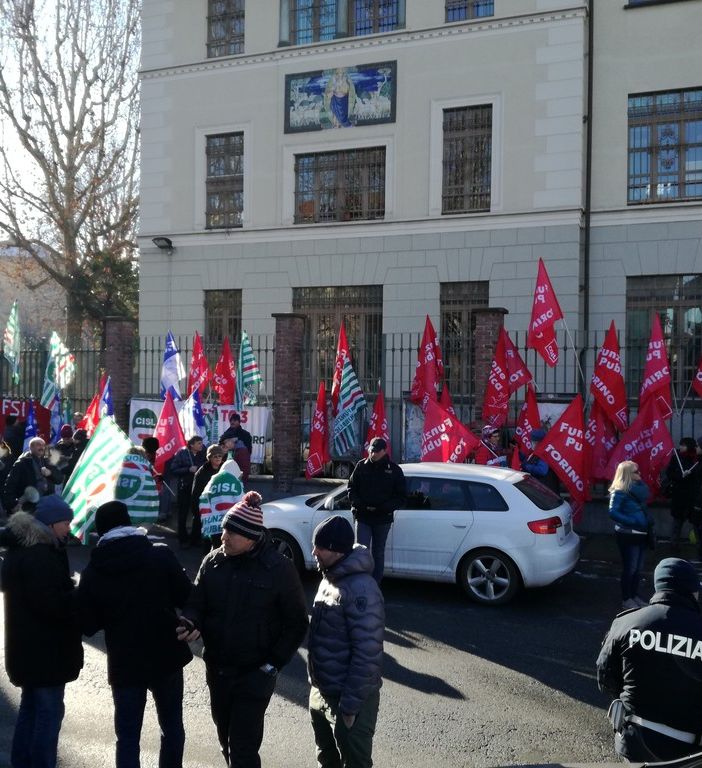 Laboratori analisi della AslTo3, i sindacati a Saitta: &quot;Sgomenti dalle notizie degli ultimi giorni, le sue parole non ci rassicurano: vogliamo i fatti&quot;