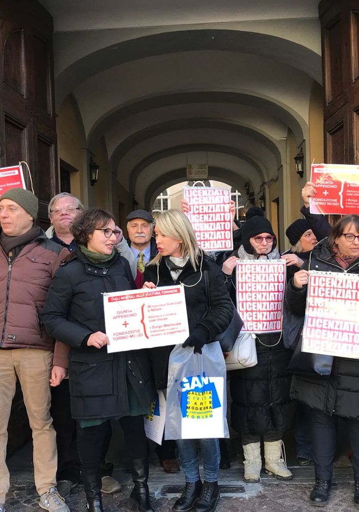 Torino Musei, corteo contro i licenziamenti. E i sindacati incontrano i vertici della Fondazione