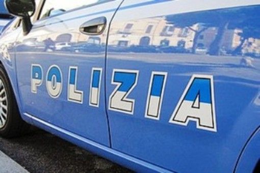Il pusher viaggiava in taxi: la droga era nascosta in una scatola di medicine