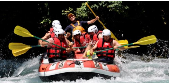 Vivi l'avventura con il rafting allo Stura River Village di Gaiola
