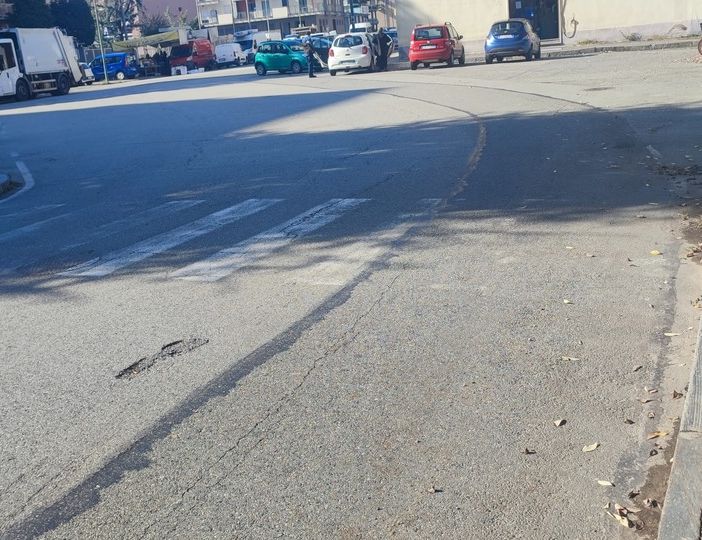 Barriere architettoniche in zona Rebaudengo, petizione per scivoli e rampe