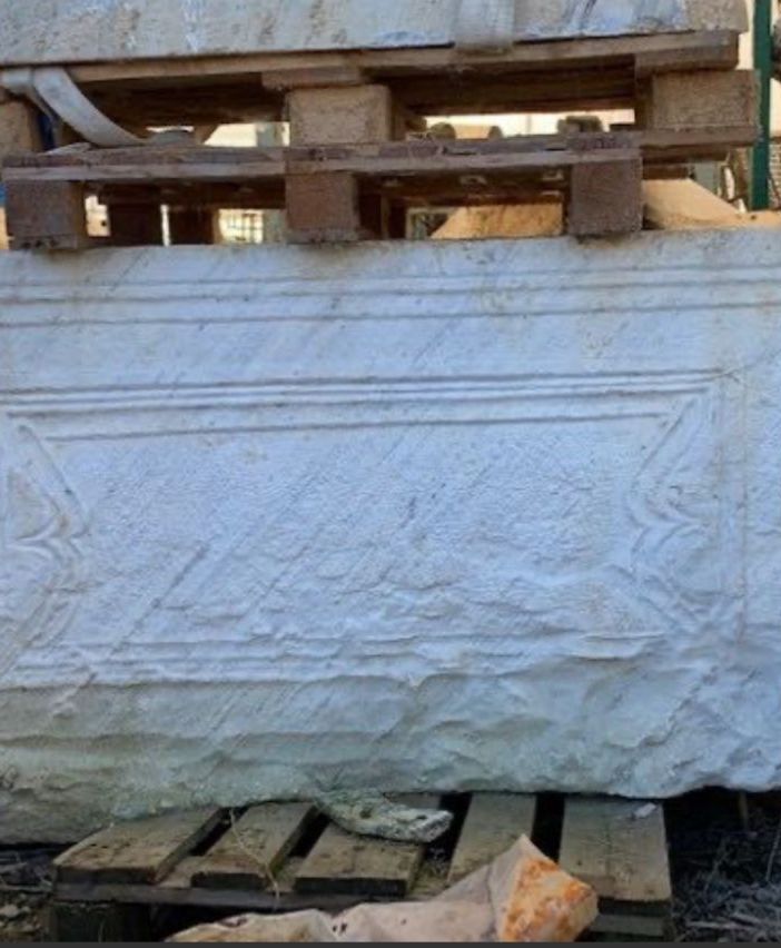 I Carabinieri restituiscono allo Stato prezioso sarcofago in marmo di epoca romana