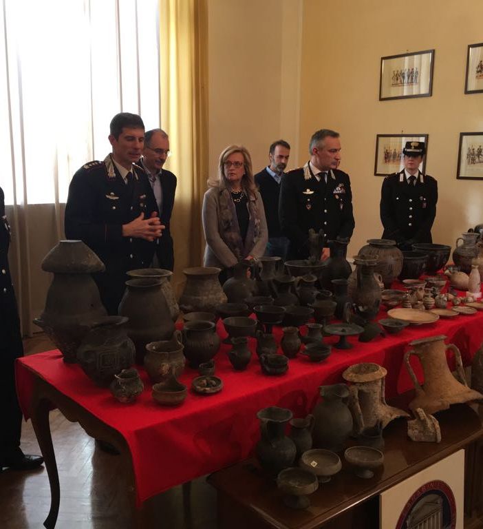 Anche dei falsi tra i reperti archeologici confiscati dai carabinieri di Torino