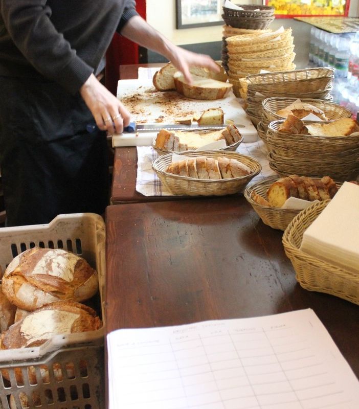 Coldiretti &quot;Da ieri riaperte in Piemonte 25mila strutture ristorative al chiuso&quot;