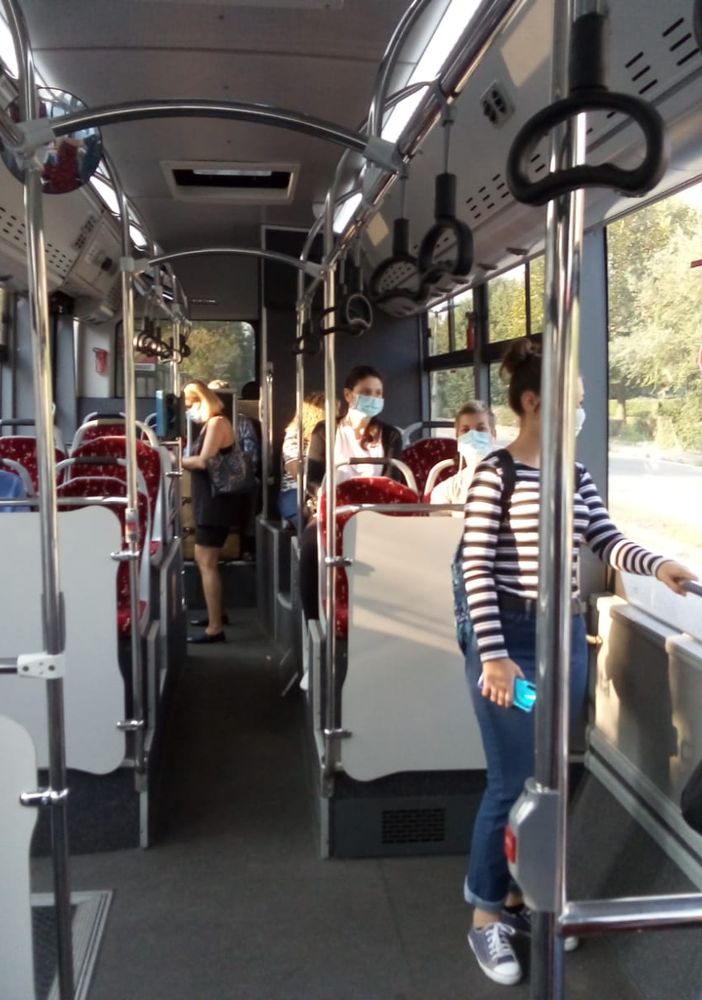 La &quot;promozione&quot; della scuola passa dalla fermata del bus: il Piano della Regione per uscire dallo scacco in 4 mosse