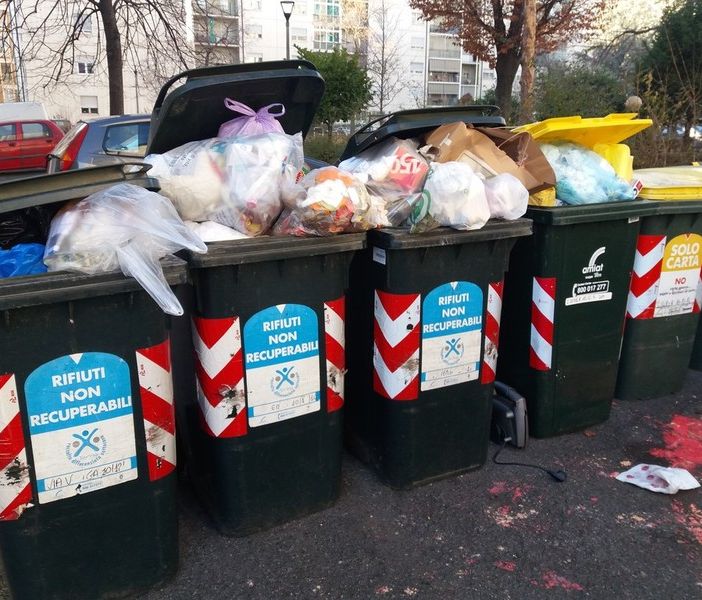 cassonetti rifiuti indifferenziati