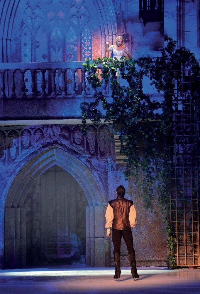 Al Palavela il musical &quot;Romeo &amp; Juliet&quot; con in pista i campioni olimpici di Torino 2006